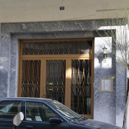 Private Bedrooms In Shared Apartment 135 Sm Athens Center Bagian luar foto