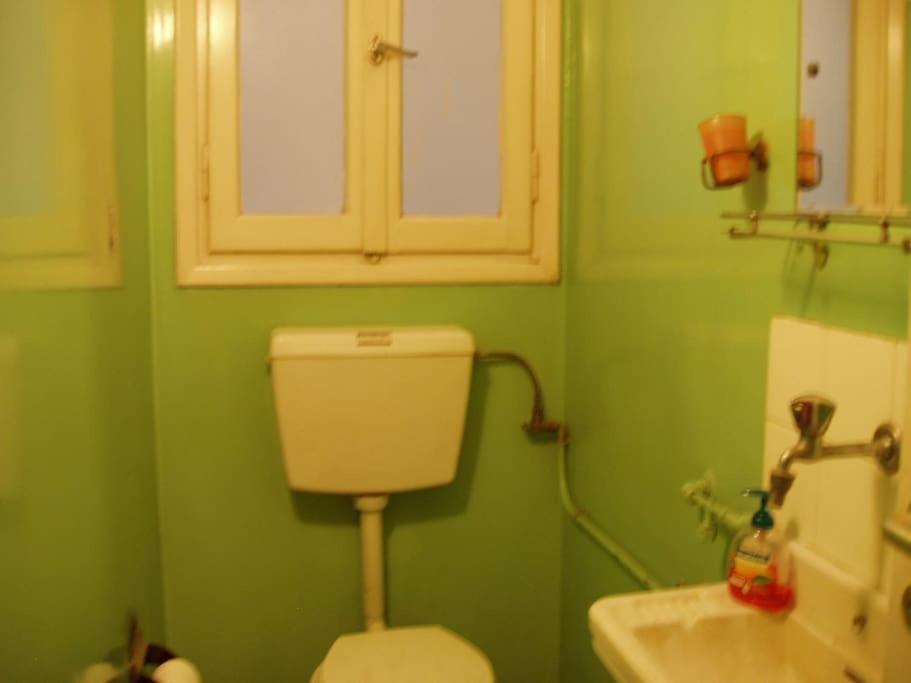 Private Bedrooms In Shared Apartment 135 Sm Athens Center Bagian luar foto