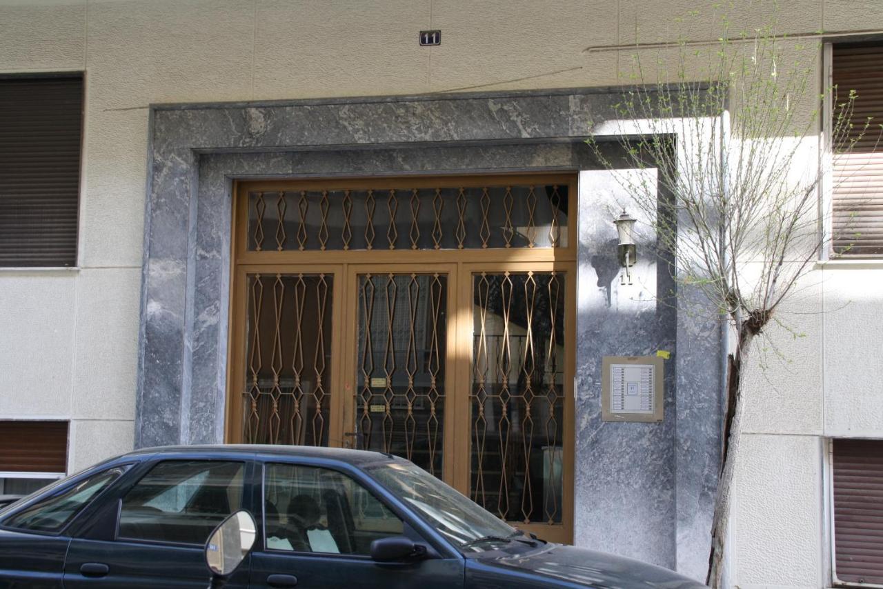 Private Bedrooms In Shared Apartment 135 Sm Athens Center Bagian luar foto